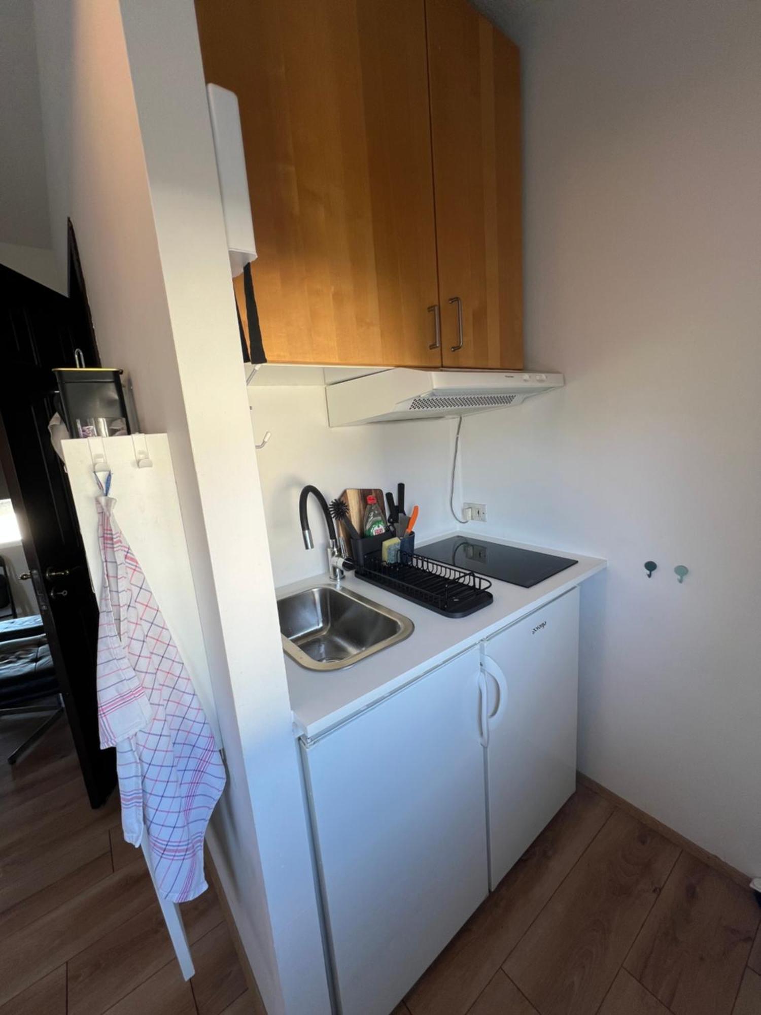 Studio Apartment In ハフナルフィヨルズゥル エクステリア 写真